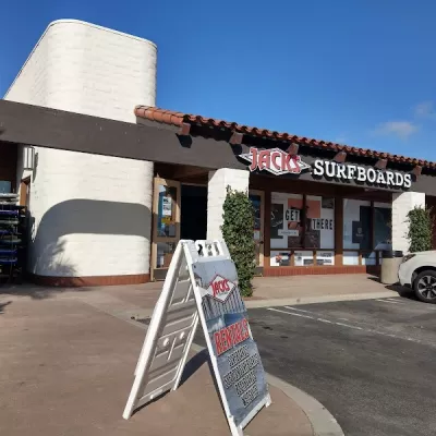 Skate Shops - Skateboards.com - Connecting The Dots In